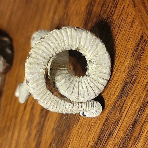 Southwest Native American Ceramic Teepee / Rattlesnake Figurine Decor Lot - Picture 9 of 10